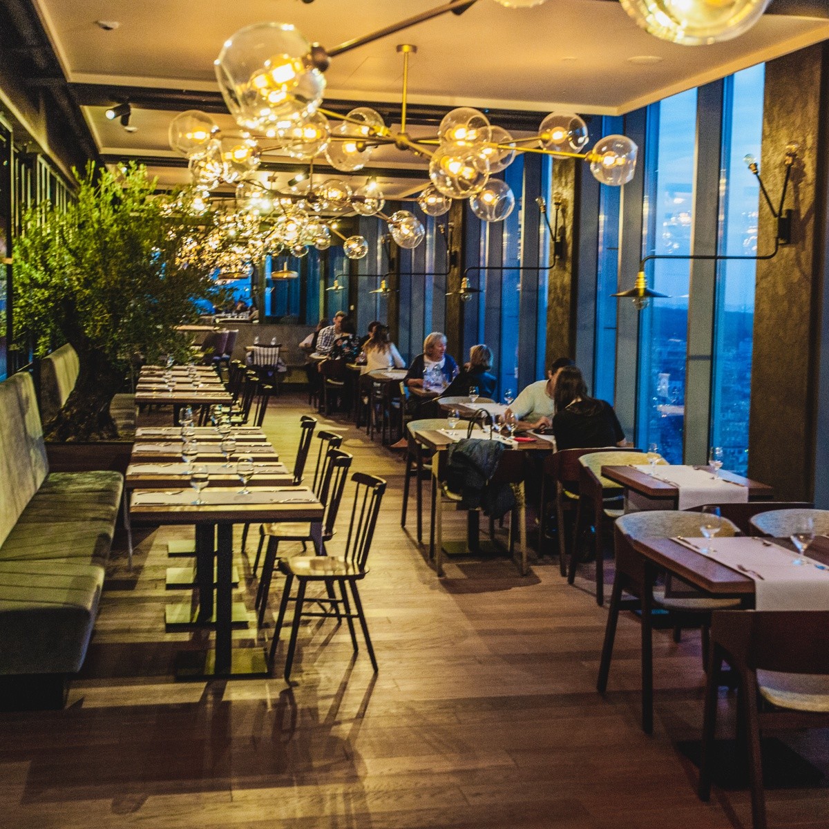 27th floor Bars & Clubs Katowice